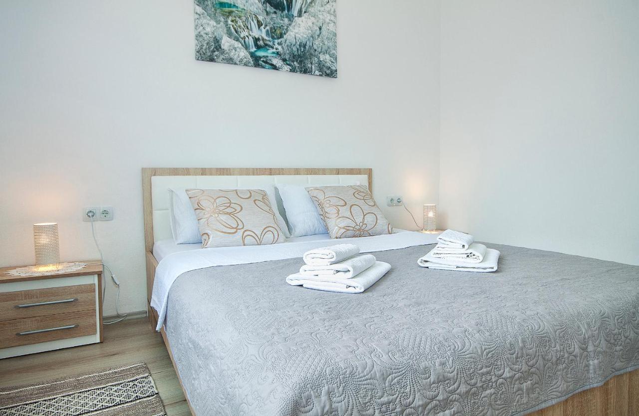 Apartman Lujko Plitvice Plitvicka Jezera Bagian luar foto